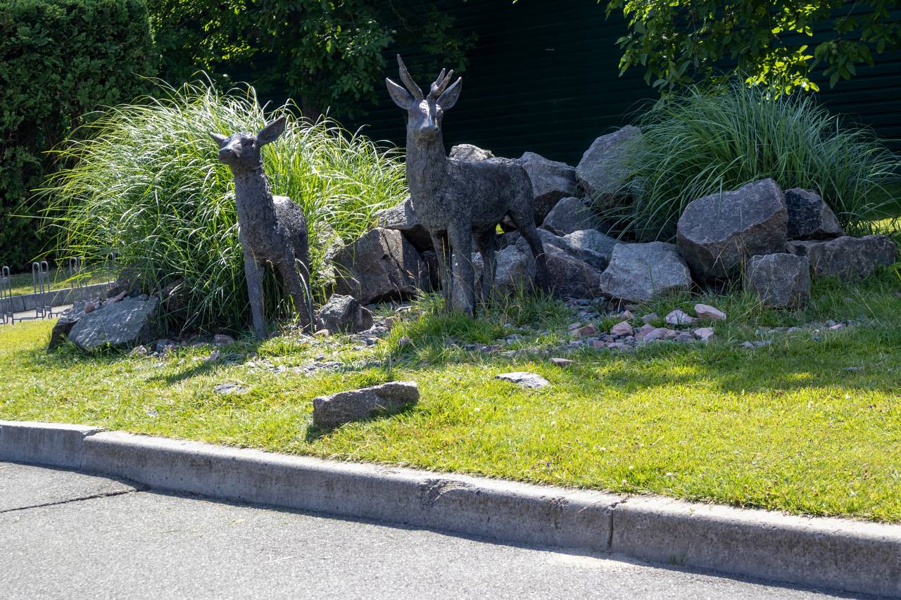 Comment choisir une statue animaux qui anime naturellement votre extérieur