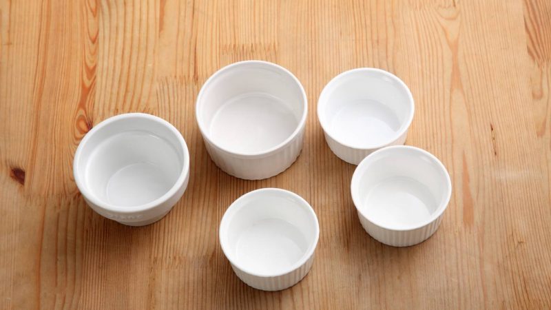 Comment bien choisir un ramequin pour réussir crèmes brûlées, soufflés et cuissons individuelles